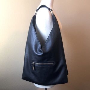 Steve Madden blk hobo bag with tassel